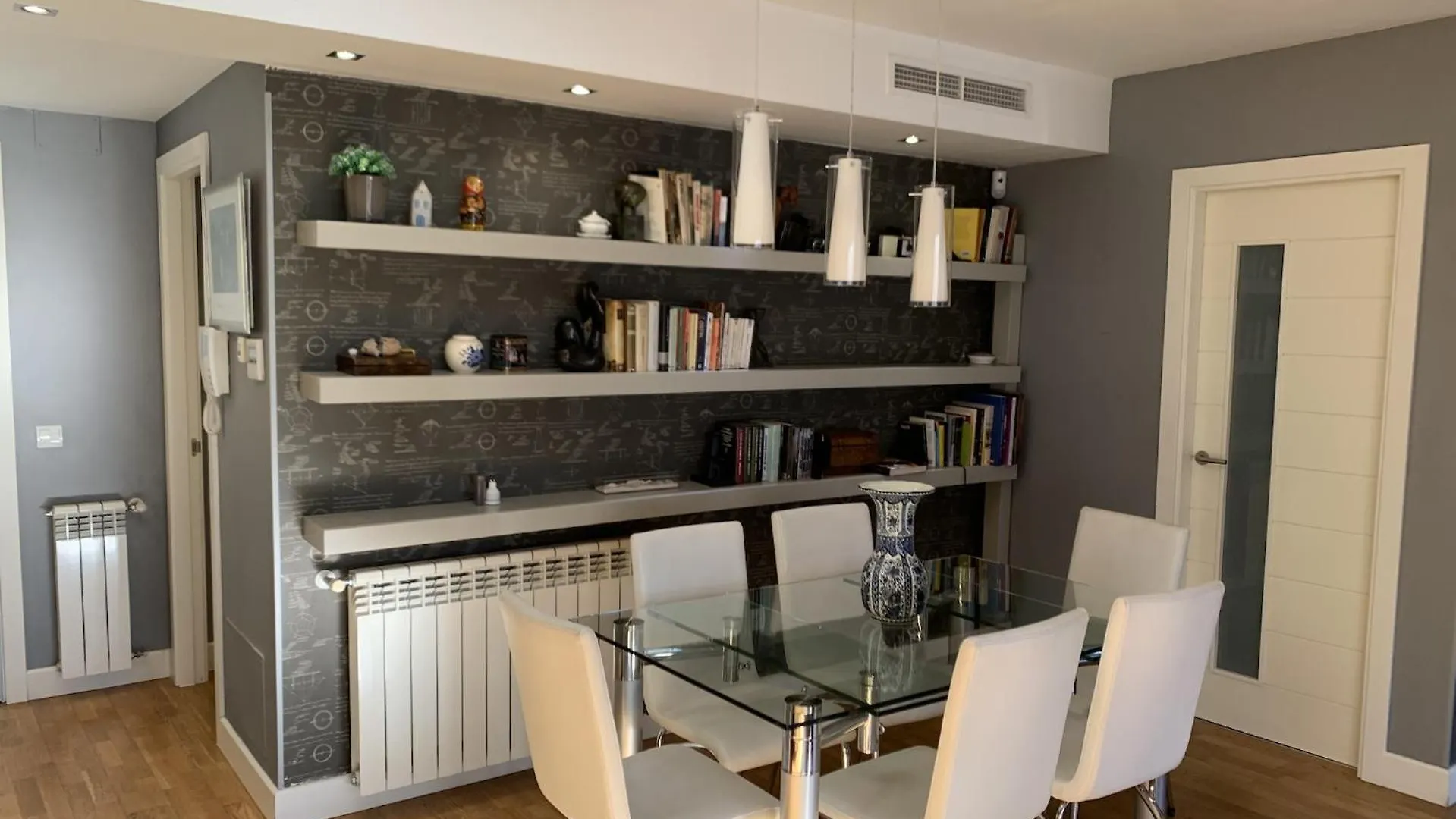 Luxury Apartment In Madrid